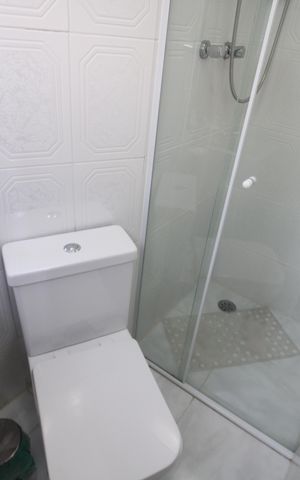Apartamento à venda com 70m², 3 quartos e 1 vagaQuarto 2 - Banheiro