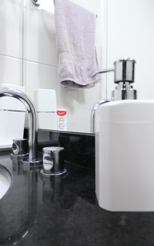 Apartamento à venda com 71m², 3 quartos e 1 vagaDetalhe Banheiro Social