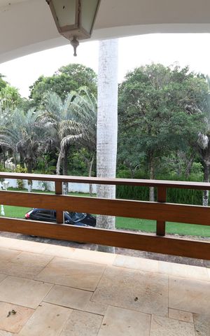 Casa de condomínio à venda com 1120m², 6 quartos e 10 vagasVaranda da Suíte 