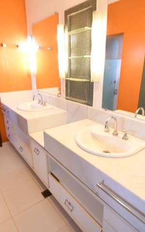 Casa de condomínio à venda com 1120m², 6 quartos e 10 vagasBanheiro 5