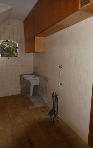 Casa de condomínio à venda com 1120m², 6 quartos e 10 vagasÁrea de Serviço