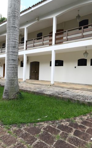 Casa de condomínio à venda com 1120m², 6 quartos e 10 vagasFachada