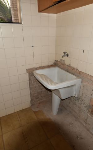 Casa de condomínio à venda com 1120m², 6 quartos e 10 vagasÁrea de Serviço