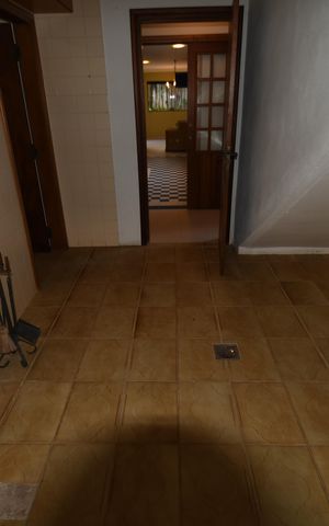 Casa de condomínio à venda com 1120m², 6 quartos e 10 vagasÁrea de Serviço