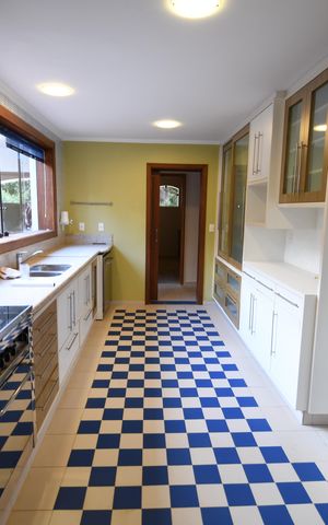 Casa de condomínio à venda com 1120m², 6 quartos e 10 vagasCozinha