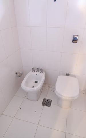 Casa de condomínio à venda com 1120m², 6 quartos e 10 vagasBanheiro 5
