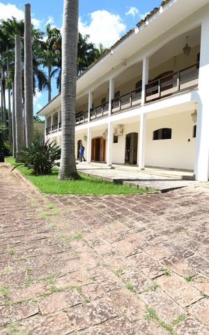 Casa de condomínio à venda com 1120m², 6 quartos e 10 vagasGaragem