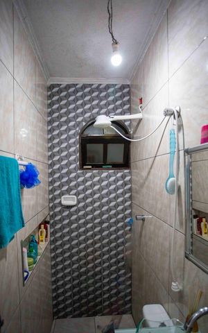 Casa à venda com 51m², 3 quartos e 1 vagaBanheiro