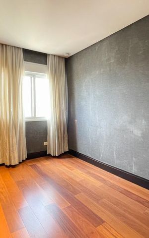 Apartamento para alugar com 300m², 4 quartos e 4 vagasQuarto