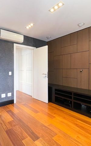 Apartamento para alugar com 300m², 4 quartos e 4 vagasQuarto