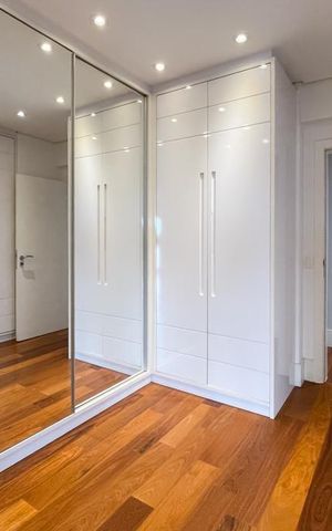 Apartamento para alugar com 300m², 4 quartos e 4 vagasCloset - Suíte 3