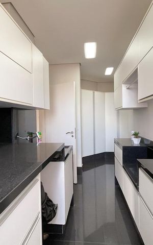 Apartamento para alugar com 300m², 4 quartos e 4 vagasÁrea de Serviço