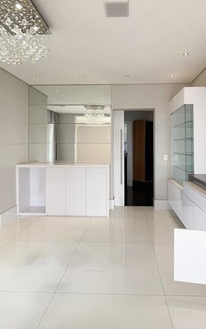 Apartamento para alugar com 300m², 4 quartos e 4 vagasSala de Jantar
