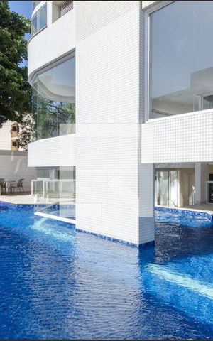 Apartamento para alugar com 300m², 4 quartos e 4 vagasÁrea comum - Piscina