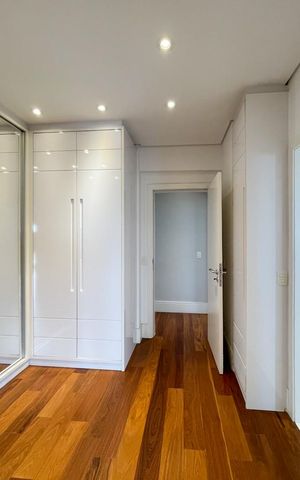 Apartamento para alugar com 300m², 4 quartos e 4 vagasCloset - Suíte 3