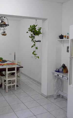 Casa à venda com 200m², 4 quartos e 2 vagasCozinha