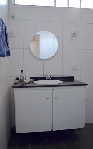 Casa à venda com 200m², 4 quartos e 2 vagasBanheiro da Suíte