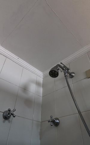 Apartamento à venda com 200m², 4 quartos e 3 vagasBanheiro da Suíte 1