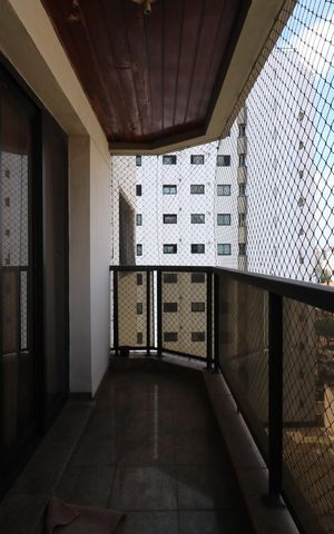 Apartamento à venda com 200m², 4 quartos e 3 vagasVaranda da Sala