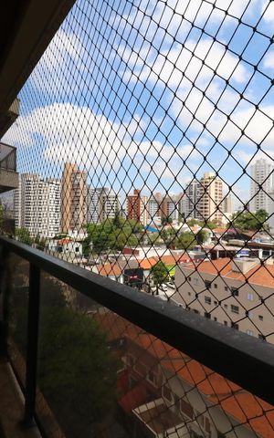 Apartamento à venda com 200m², 4 quartos e 3 vagasSacada da Suíte 2