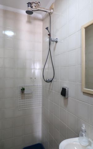 Apartamento à venda com 200m², 4 quartos e 3 vagasBanheiro de Serviço