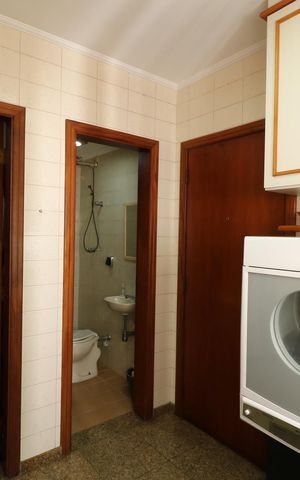 Apartamento à venda com 200m², 4 quartos e 3 vagasÁrea de Serviço