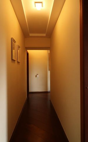 Apartamento à venda com 200m², 4 quartos e 3 vagasCorredor