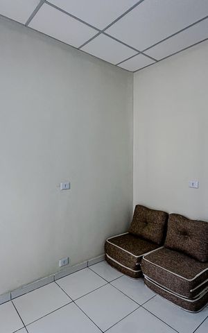 Casa à venda com 250m², 7 quartos e 1 vagaÁrea de Serviço