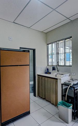 Casa à venda com 250m², 7 quartos e 1 vagaÁrea de Serviço