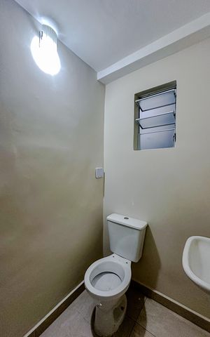 Casa à venda com 250m², 7 quartos e 1 vagaBanheiro