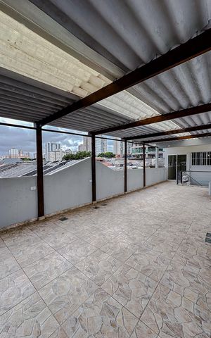 Casa à venda com 250m², 7 quartos e 1 vagaÁrea externa