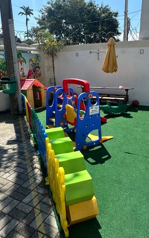 Casa de condomínio à venda com 116m², 3 quartos e 1 vaga Casa de condomínio à venda com 116m², 3 quartos e 1 vagaÁrea comum - Playground