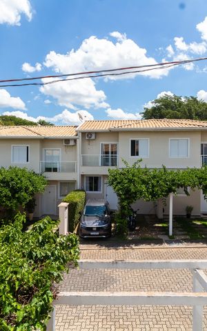 Casa de condomínio à venda com 90m², 3 quartos e 2 vagas Casa de condomínio à venda com 90m², 3 quartos e 2 vagasVISTA DO CLOSET