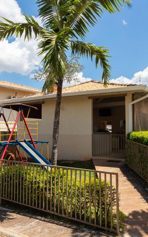 Casa de condomínio à venda com 90m², 3 quartos e 2 vagas Casa de condomínio à venda com 90m², 3 quartos e 2 vagasÁREA COMUM - PLAYGROUND