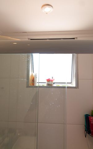 Casa de condomínio à venda com 90m², 3 quartos e 2 vagas Casa de condomínio à venda com 90m², 3 quartos e 2 vagasBANHEIRO SOCIAL
