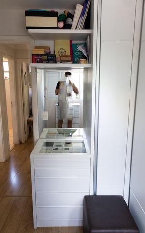 Casa de condomínio à venda com 90m², 3 quartos e 2 vagas Casa de condomínio à venda com 90m², 3 quartos e 2 vagasCLOSET