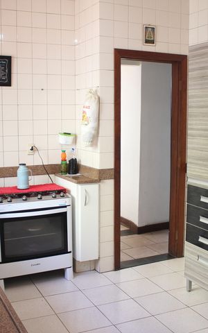 Casa à venda com 360m², 4 quartos e 1 vagaCozinha