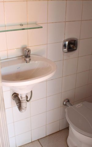 Casa à venda com 360m², 4 quartos e 1 vagaBanheiro de Serviço