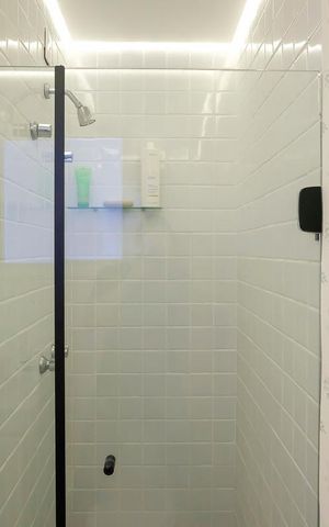Apartamento à venda com 77m², 3 quartos e 2 vagasBanheiro