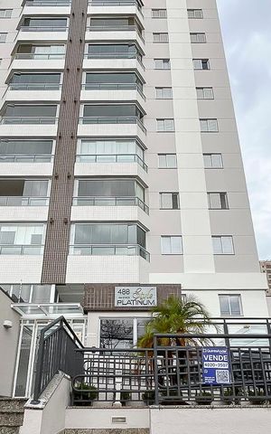 Apartamento à venda com 77m², 3 quartos e 2 vagasFachada + plaquinha