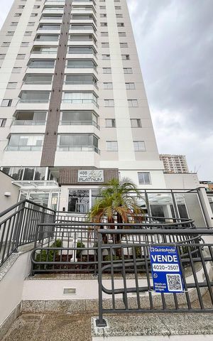 Apartamento à venda com 77m², 3 quartos e 2 vagasFachada + plaquinha