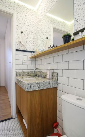Apartamento à venda com 77m², 3 quartos e 2 vagasBanheiro da suíte