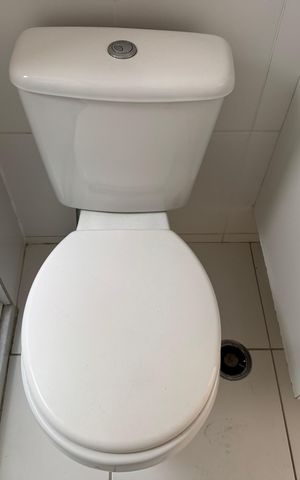 Apartamento à venda com 211m², 3 quartos e 2 vagas Apartamento à venda com 211m², 3 quartos e 2 vagasSuíte - Banheiro