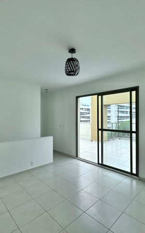 Apartamento à venda com 211m², 3 quartos e 2 vagas Apartamento à venda com 211m², 3 quartos e 2 vagasSala 2
