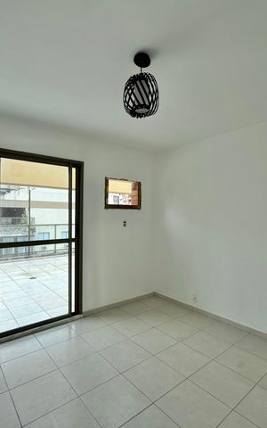 Apartamento à venda com 211m², 3 quartos e 2 vagas Apartamento à venda com 211m², 3 quartos e 2 vagasSala 2