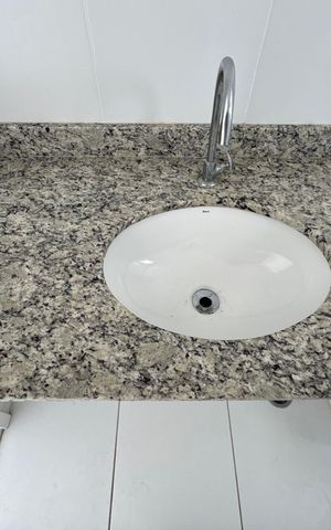 Apartamento à venda com 211m², 3 quartos e 2 vagas Apartamento à venda com 211m², 3 quartos e 2 vagasBanheiro 3