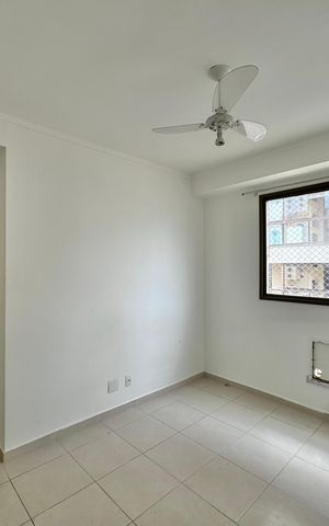 Apartamento à venda com 211m², 3 quartos e 2 vagas Apartamento à venda com 211m², 3 quartos e 2 vagasSuíte