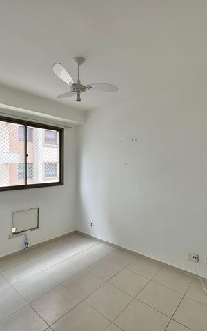 Apartamento à venda com 211m², 3 quartos e 2 vagas Apartamento à venda com 211m², 3 quartos e 2 vagasSuíte