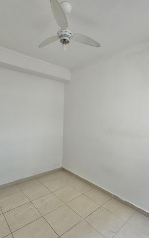 Apartamento à venda com 211m², 3 quartos e 2 vagas Apartamento à venda com 211m², 3 quartos e 2 vagasQuarto 1