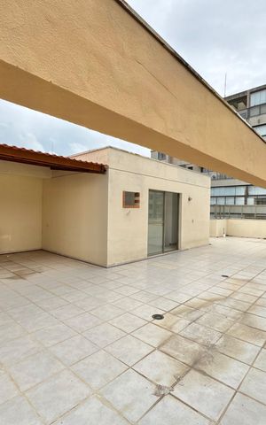 Apartamento à venda com 211m², 3 quartos e 2 vagas Apartamento à venda com 211m², 3 quartos e 2 vagasTerraço
